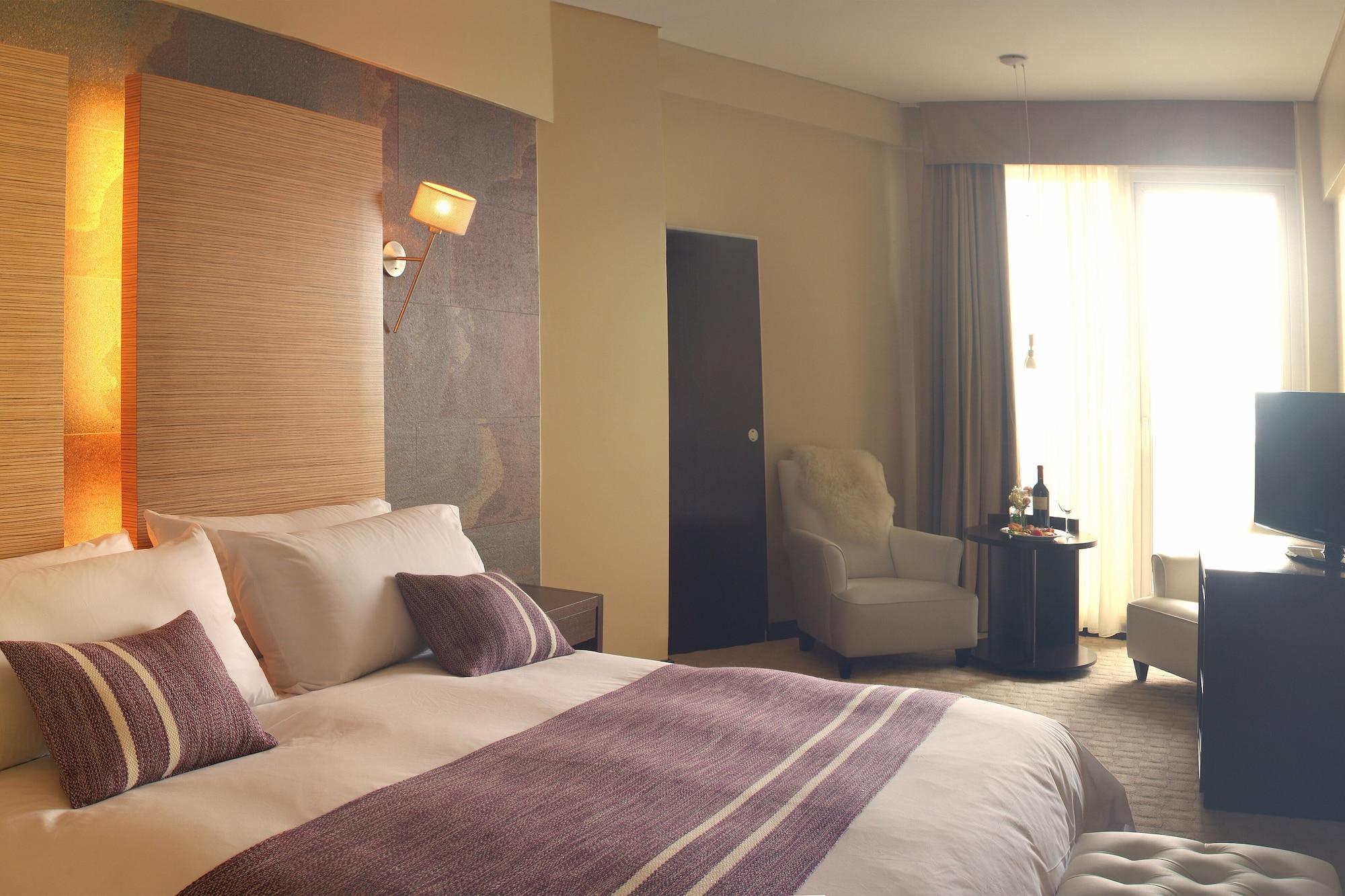 Rayentray Grand Hotel Puerto Madryn Exterior foto