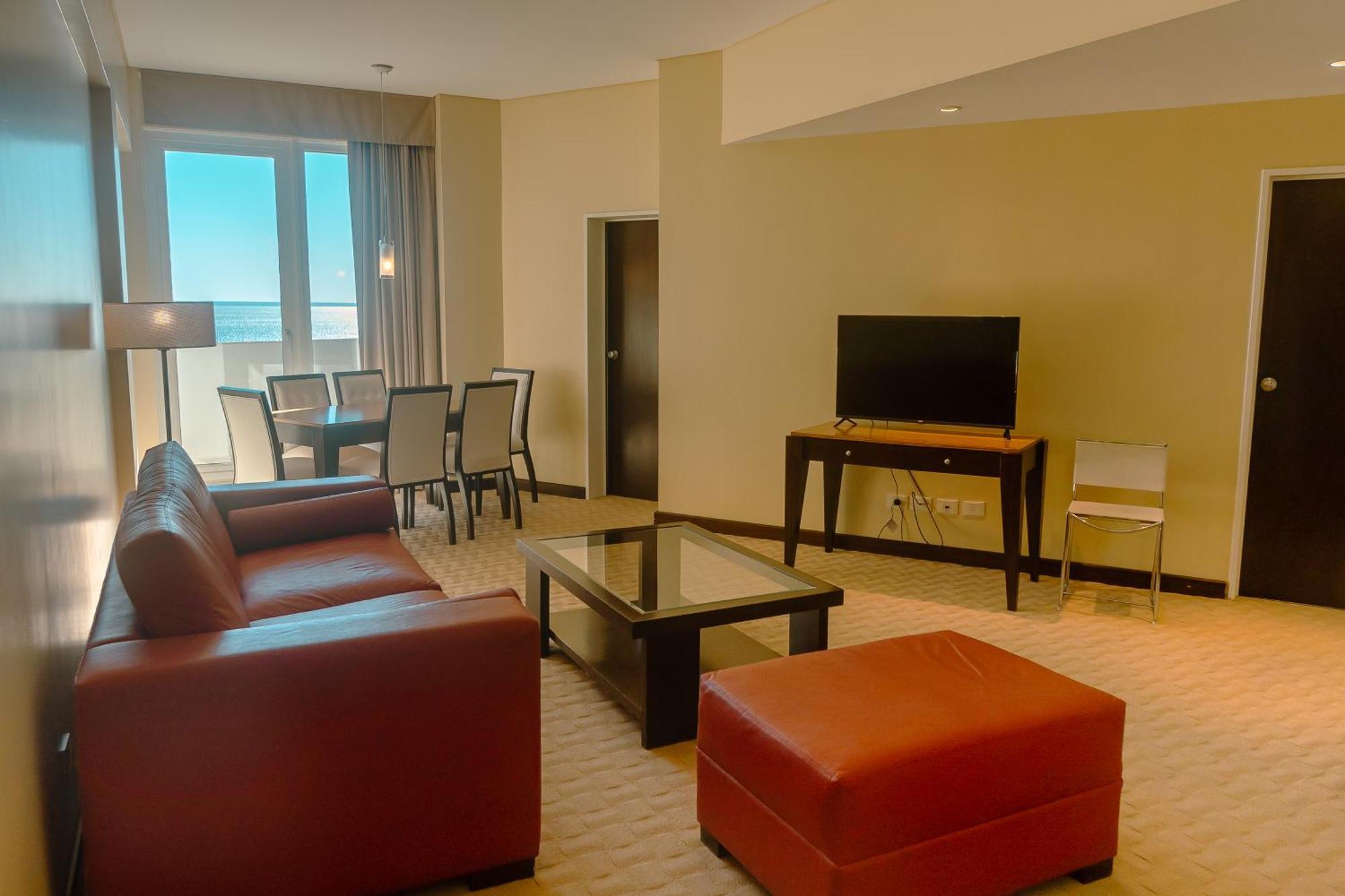 Rayentray Grand Hotel Puerto Madryn Exterior foto