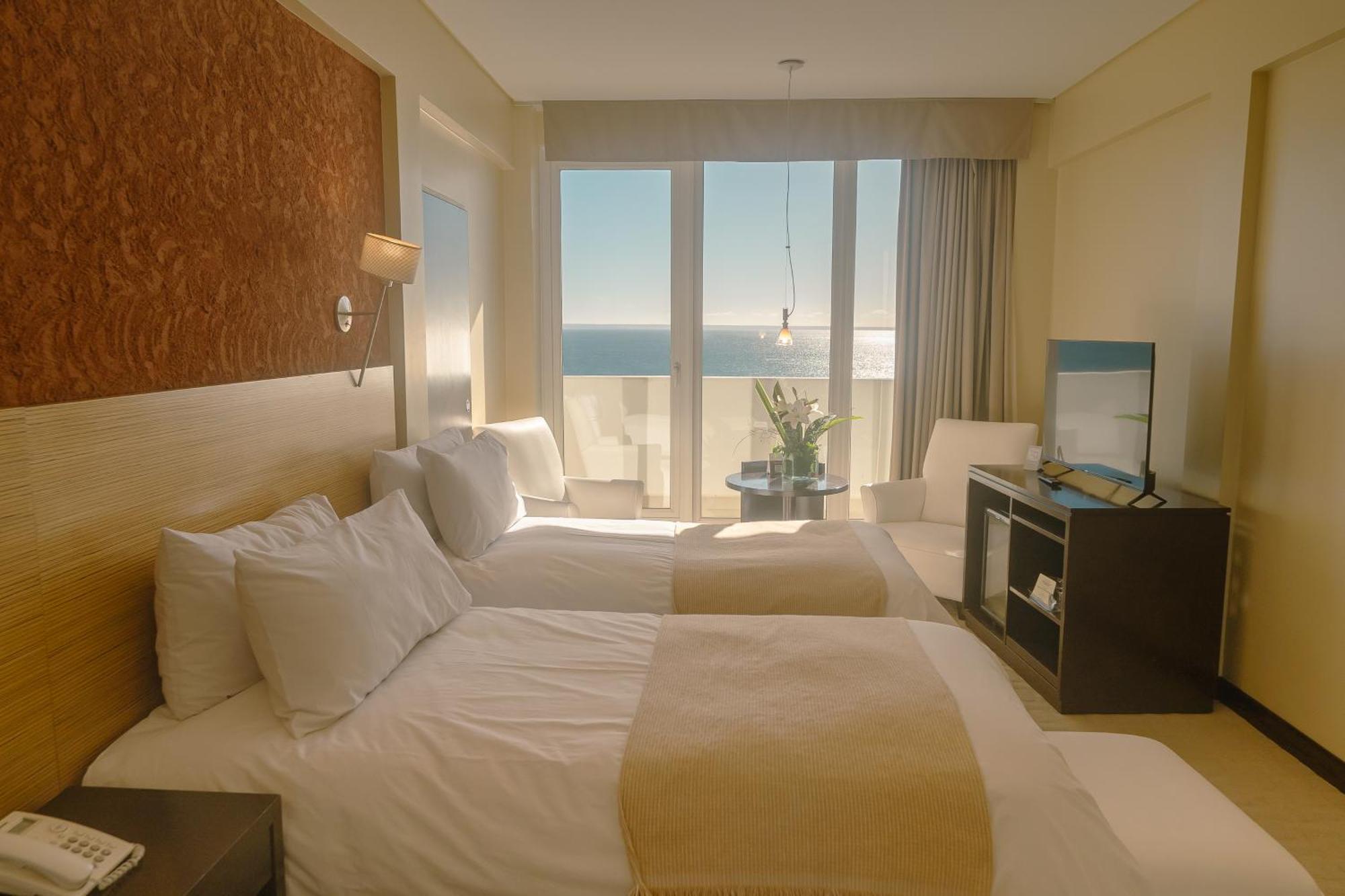 Rayentray Grand Hotel Puerto Madryn Exterior foto